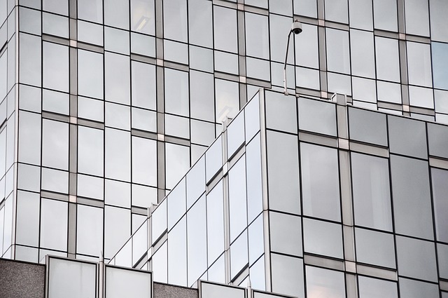 Dallas, Steel building
