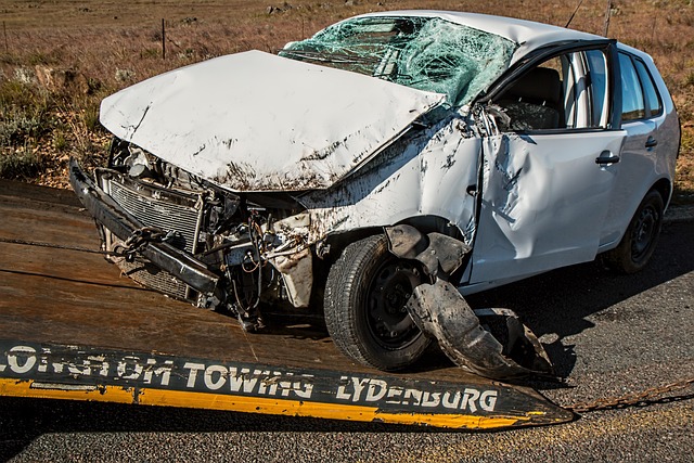 car-crash-640x480-92376915.jpeg