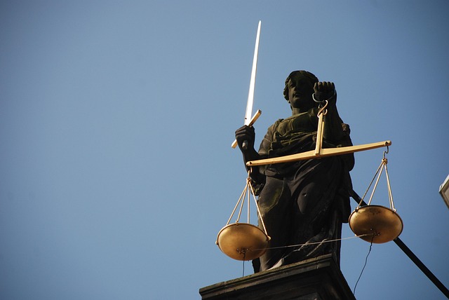 law-640x480-47516086.jpeg