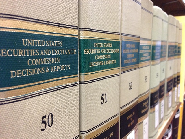 law-books-640x480-4394590.jpeg