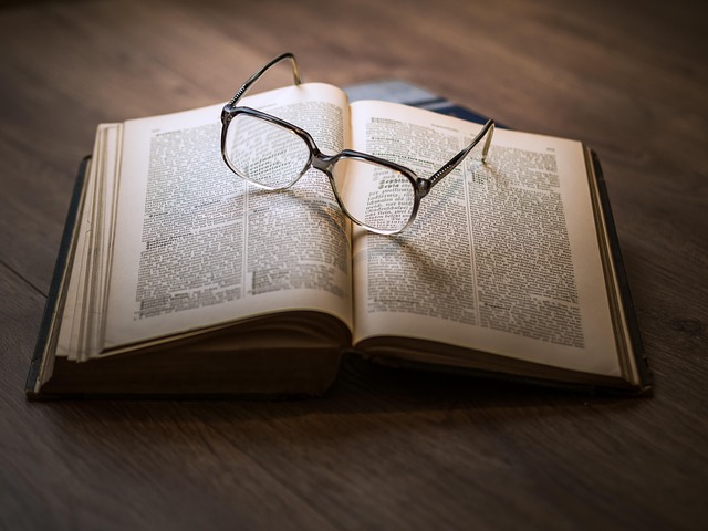 law-books-640x480-8618232.jpeg