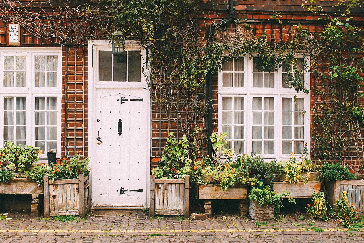Mastering Window And Door Installation: Energy-Efficient Security