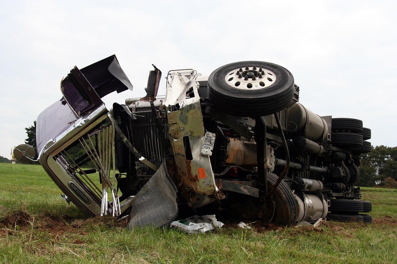 Expert Truck Accident Lawyer: Phoenix Guidance Post-Collision