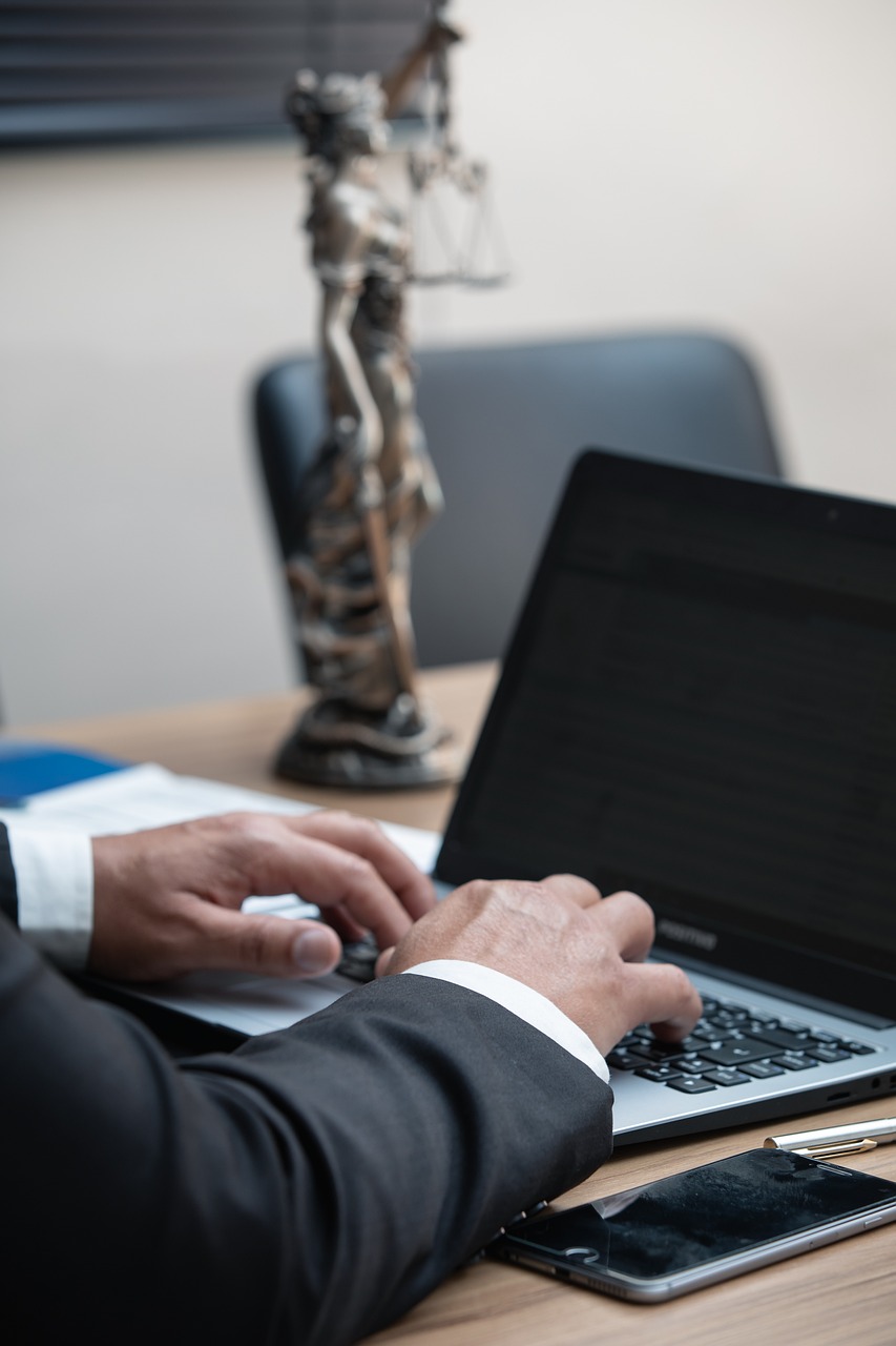 Navigating Legal Complexities with Los Angeles Employment Lawyer